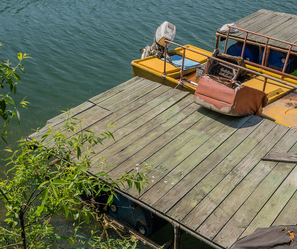 Transient boat slips